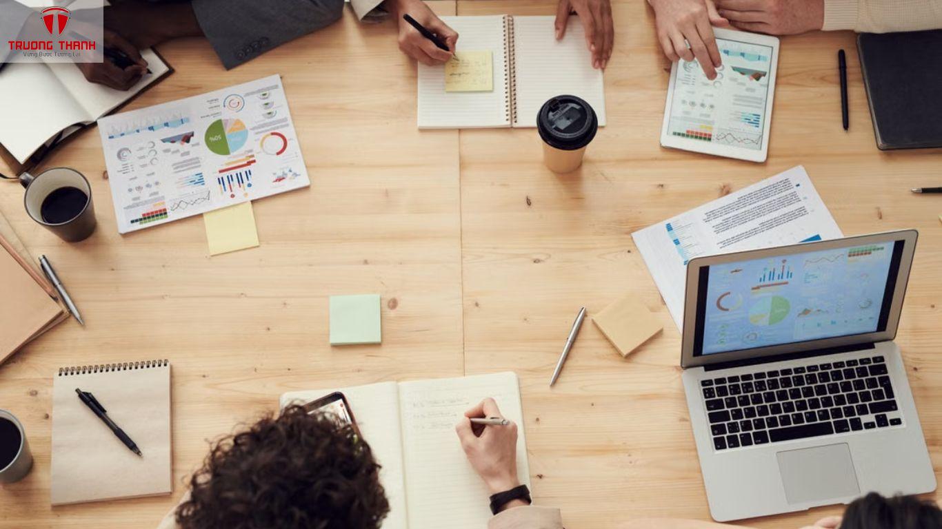 Vai Trò Của Quản Lý Cấp Trung Trong Quá Trình Phát Triển Doanh Nghiệp