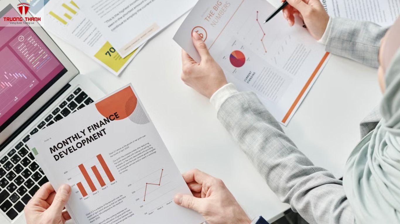 Chuẩn Hóa Biểu Mẫu Nội Bộ Giúp Doanh Nghiệp Tiết Kiệm Thời Gian Như Thế Nào?