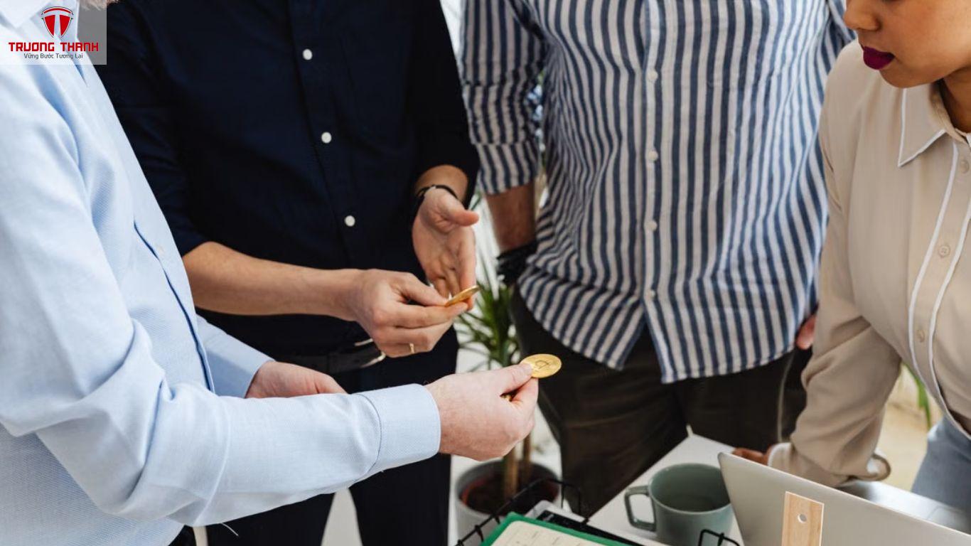 Ghi Nhận Và Khen Thưởng Thế Nào Để Tạo Động Lực Thật?