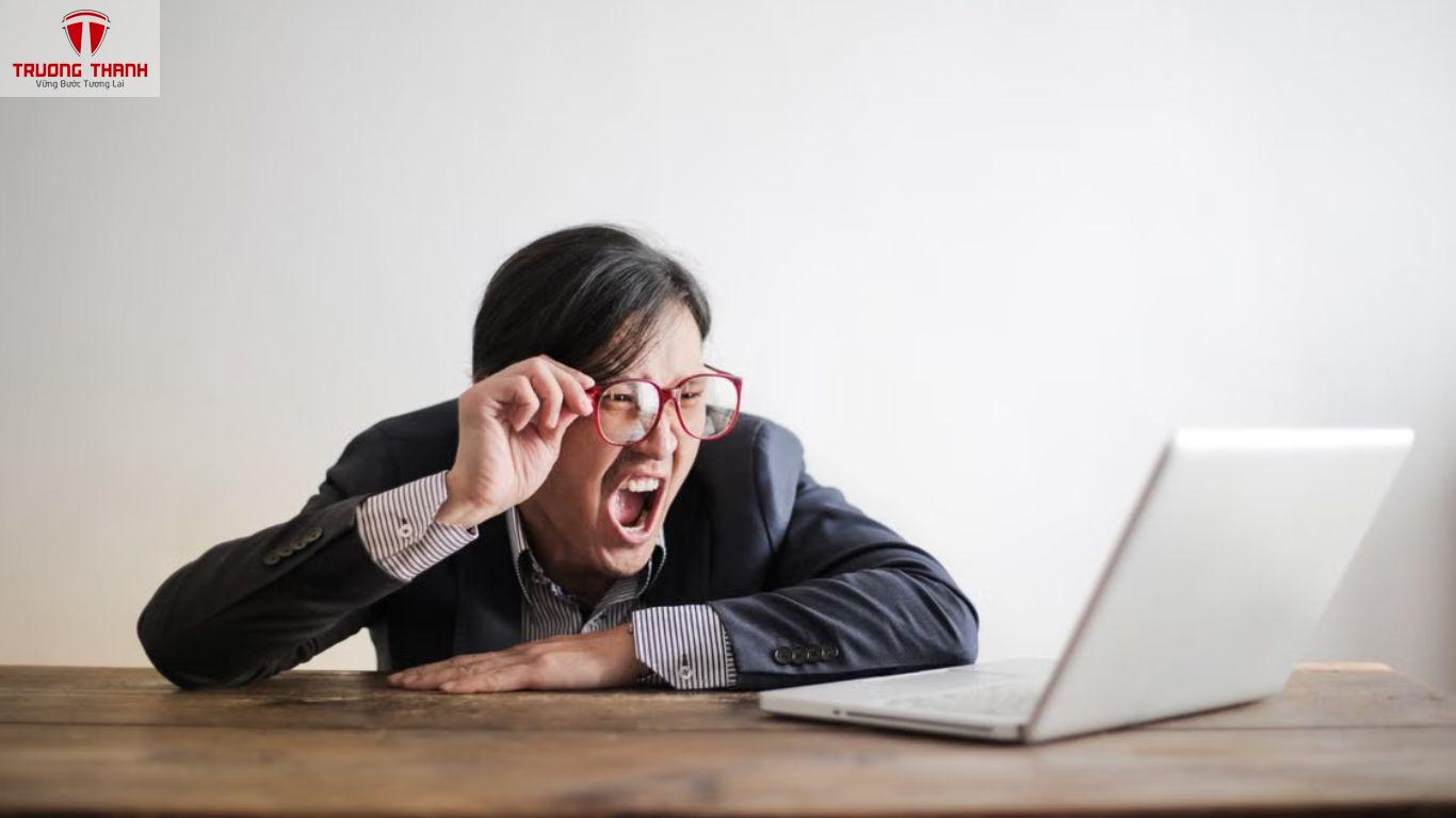 Những Dấu Hiệu Cảnh Báo Sớm Một Doanh Nghiệp Đang Gặp Vấn Đề